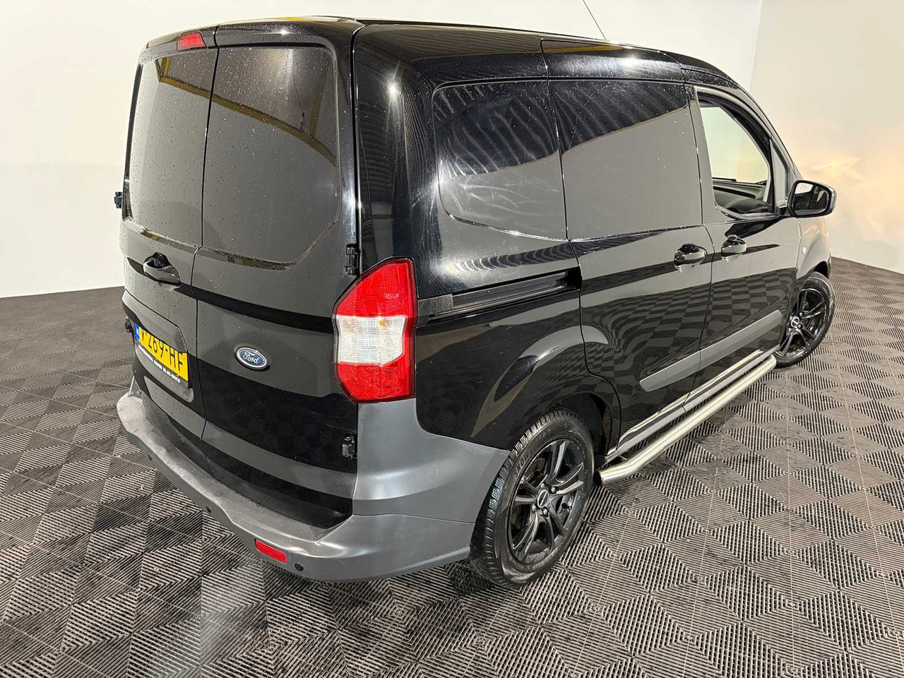 FORD TRANSIT COURIER 1.5 TDCI TREND, V-269-HF - Van: picture 5 FORD TRANSIT COURIER 1.5 TDCI TREND, V-269-HF - Van: picture 5