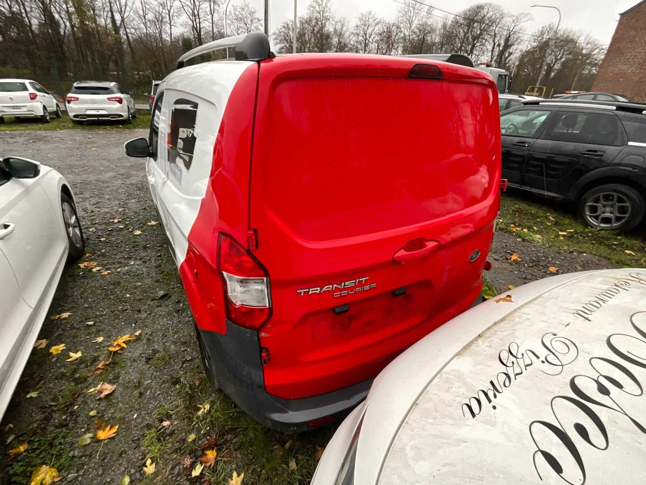 FORD TRANSIT COURIER VAN - Van: picture 4 FORD TRANSIT COURIER VAN - Van: picture 4