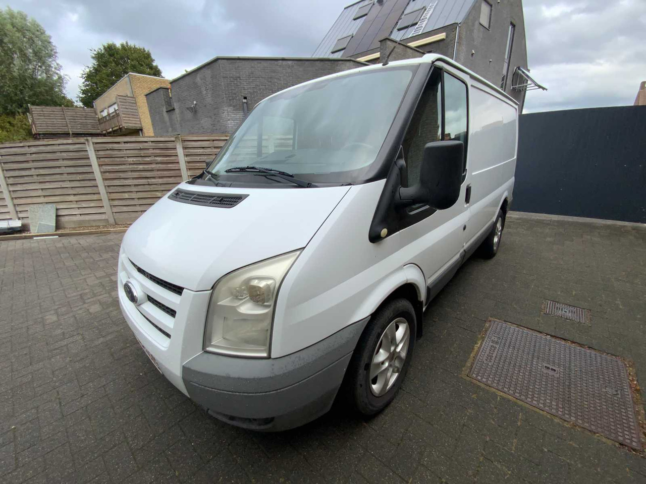 FORD - TRANSIT - SRW FWD - VAN - Van: picture 2 FORD - TRANSIT - SRW FWD - VAN - Van: picture 2