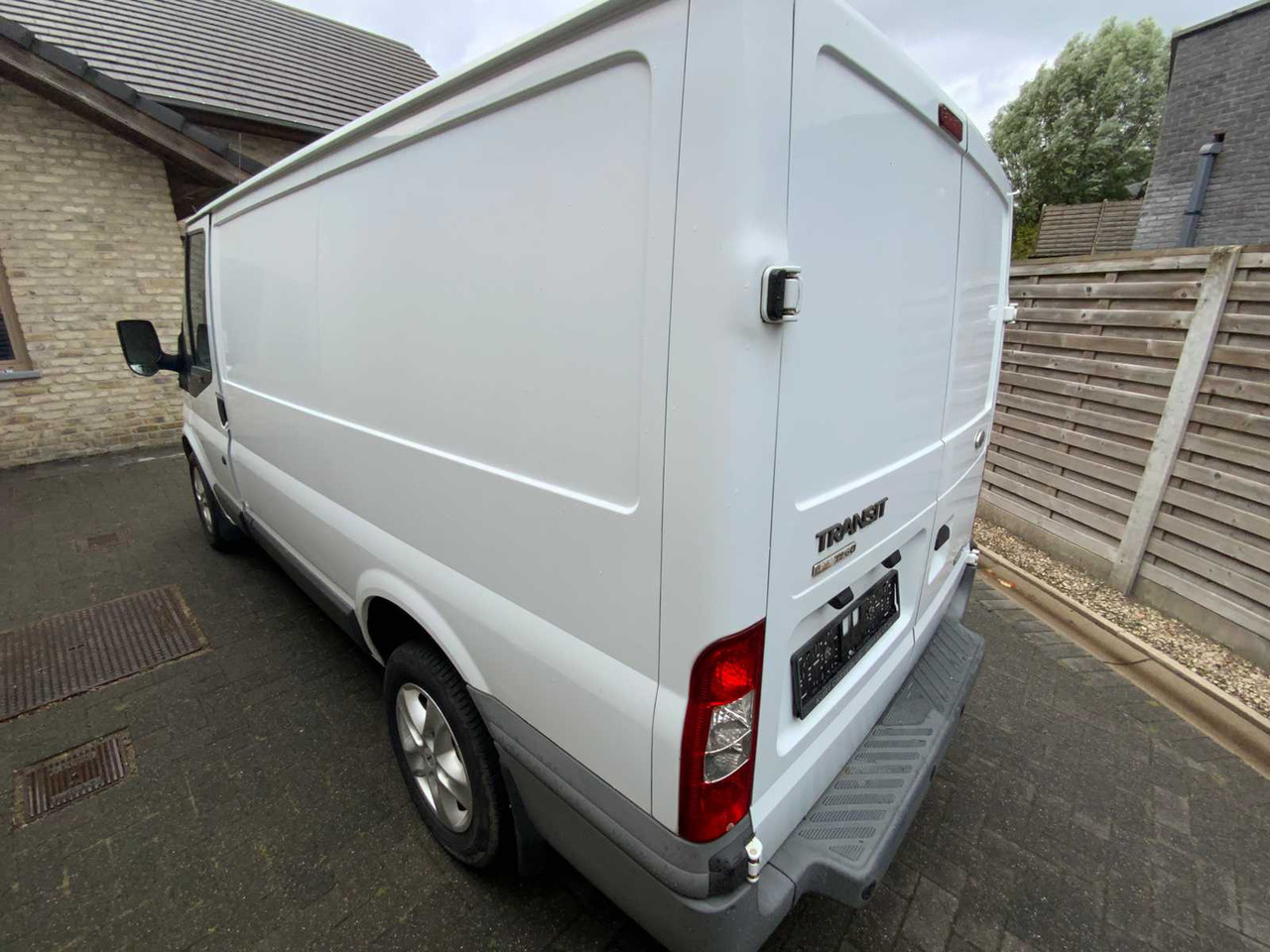 FORD - TRANSIT - SRW FWD - VAN - Van: picture 5 FORD - TRANSIT - SRW FWD - VAN - Van: picture 5