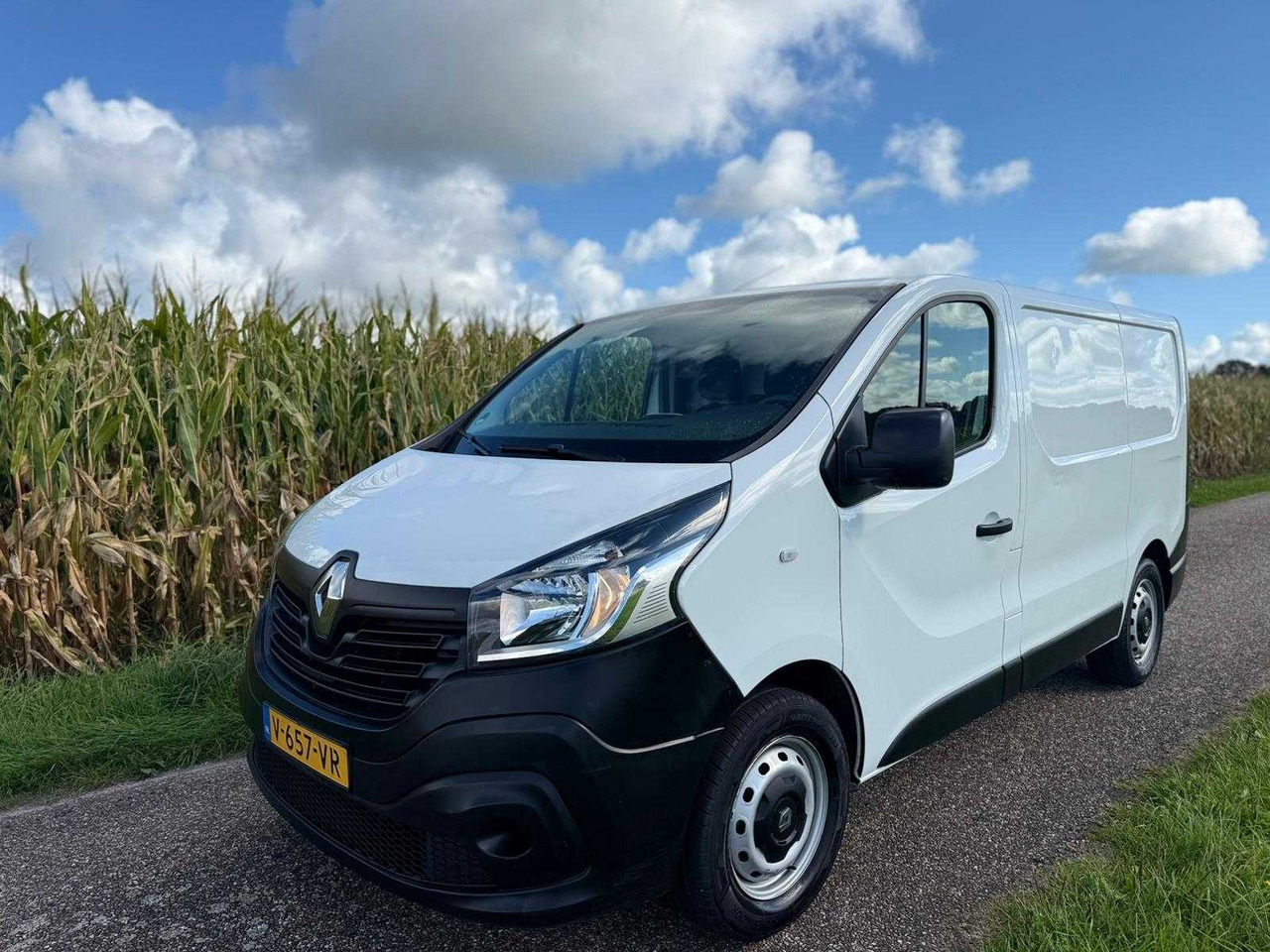 RENAULT - TRAFIC - 1.6 DCI T27 L1H1 COM - V-657-VR - Van: picture 1 RENAULT - TRAFIC - 1.6 DCI T27 L1H1 COM - V-657-VR - Van: picture 1