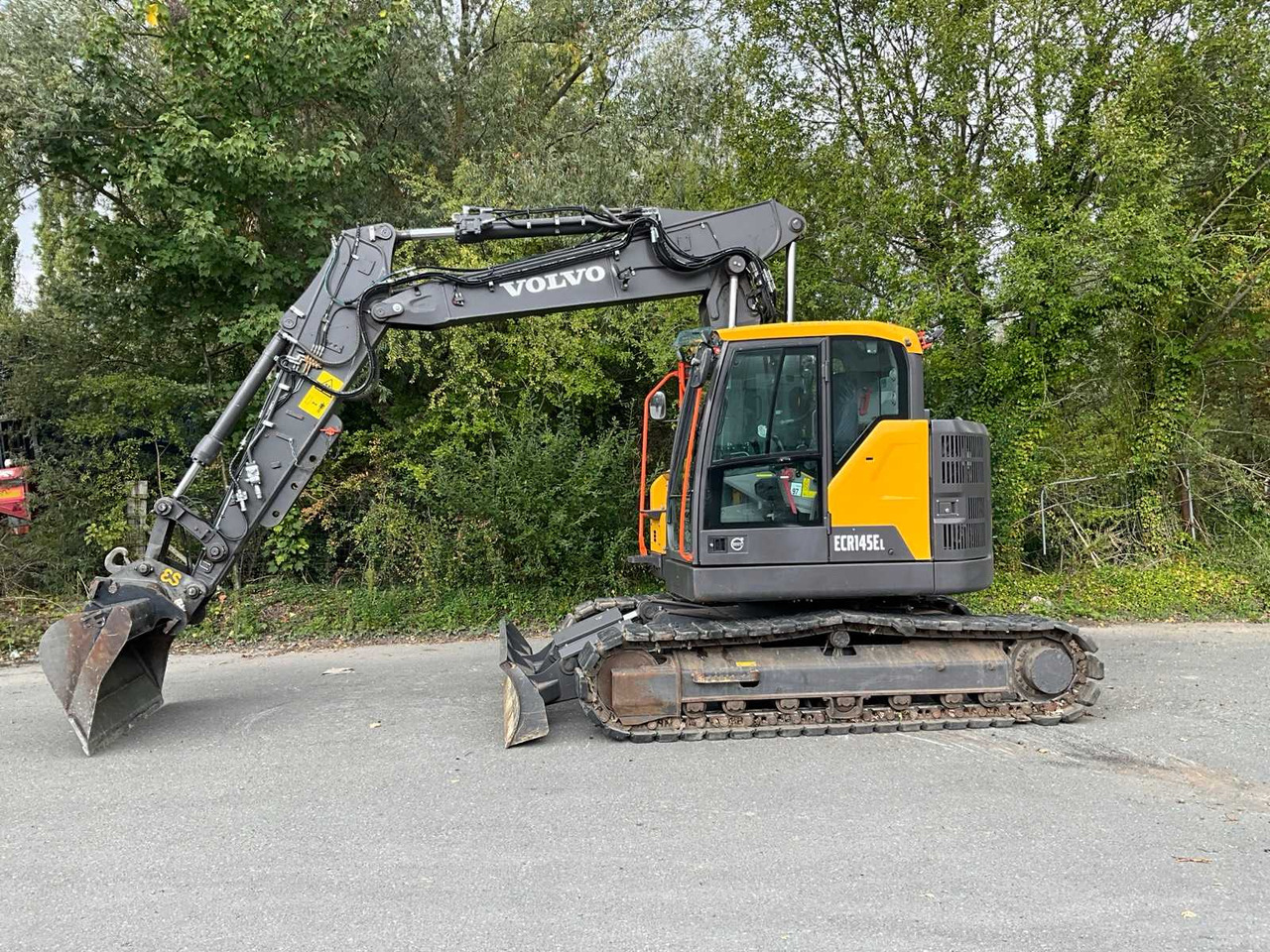 Volvo ECR145EL - Crawler excavator: picture 2 Volvo ECR145EL - Crawler excavator: picture 2