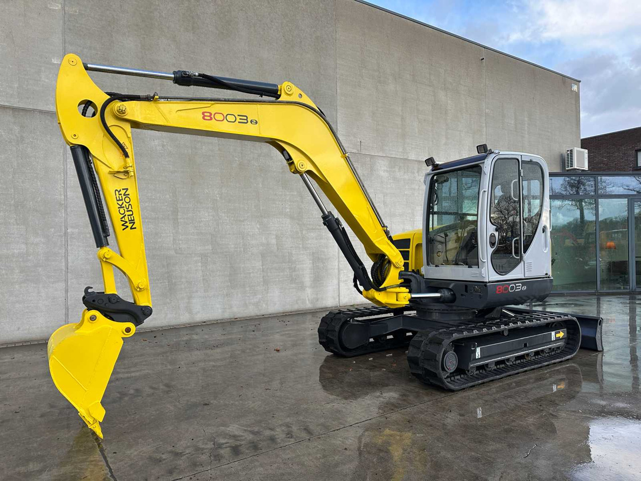 WACKER- NEUSON - 2015 - 8003 - MIDI EXCAVATOR - Excavator: picture 1 WACKER- NEUSON - 2015 - 8003 - MIDI EXCAVATOR - Excavator: picture 1