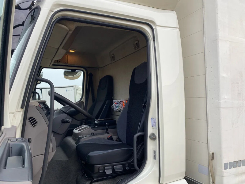 DAF LF 230 LF 230.12. EURO6. 2020. Schuifzeil. 720x248x260 - Curtainsider truck: picture 5 DAF LF 230 LF 230.12. EURO6. 2020. Schuifzeil. 720x248x260 - Curtainsider truck: picture 5