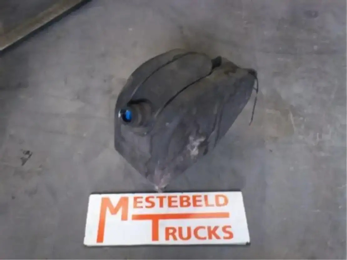 DAF CF 65 Adbleu tank - Fuel system for Truck: picture 1 DAF CF 65 Adbleu tank - Fuel system for Truck: picture 1