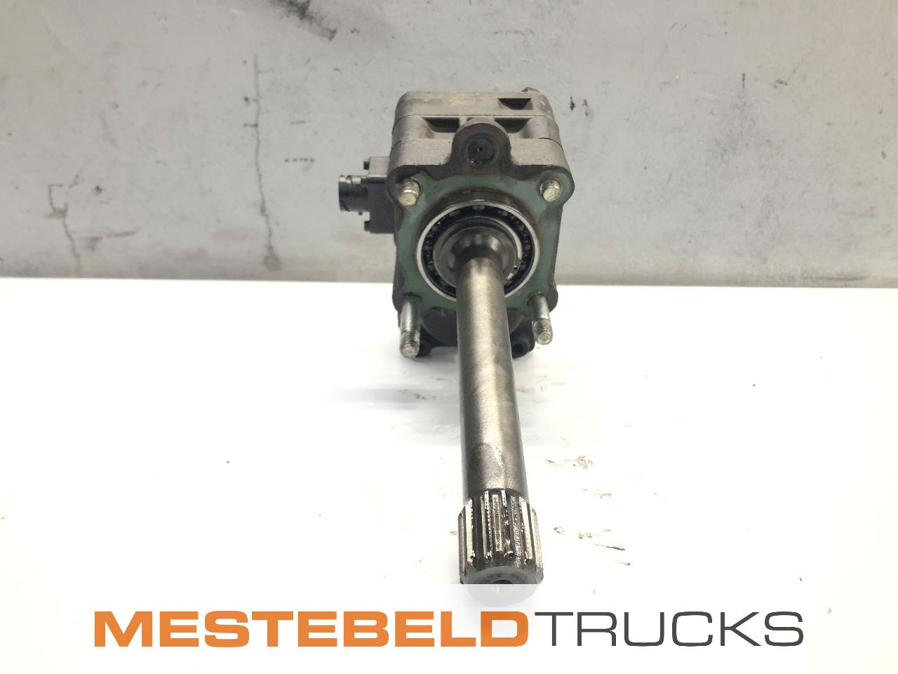 DAF PTO met as NH4C - Engine and parts for Truck: picture 3 DAF PTO met as NH4C - Engine and parts for Truck: picture 3