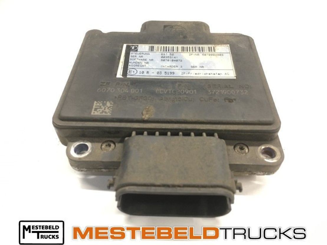 Iveco Regeleenheid INT 3 EST52 - Electrical system for Truck: picture 1 Iveco Regeleenheid INT 3 EST52 - Electrical system for Truck: picture 1