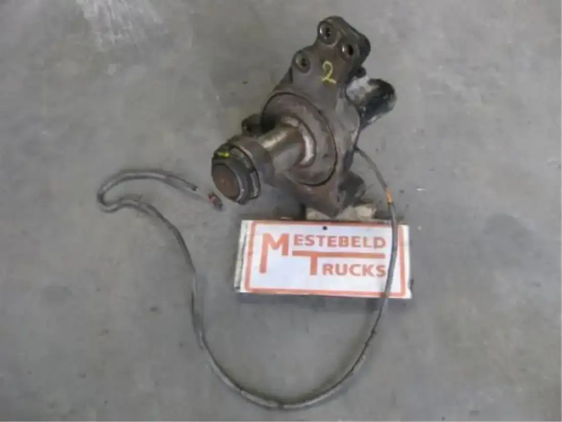 MAN F usee - Front axle for Truck: picture 1 MAN F usee - Front axle for Truck: picture 1