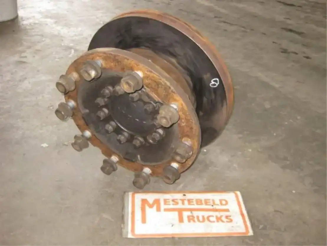 MAN Voorasnaaf TGA - Front axle for Truck: picture 1 MAN Voorasnaaf TGA - Front axle for Truck: picture 1