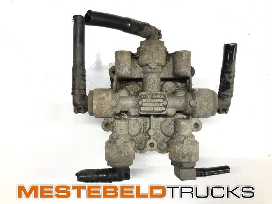 Mercedes-Benz 4 Kringsventiel - Air intake system for Truck: picture 1 Mercedes-Benz 4 Kringsventiel - Air intake system for Truck: picture 1