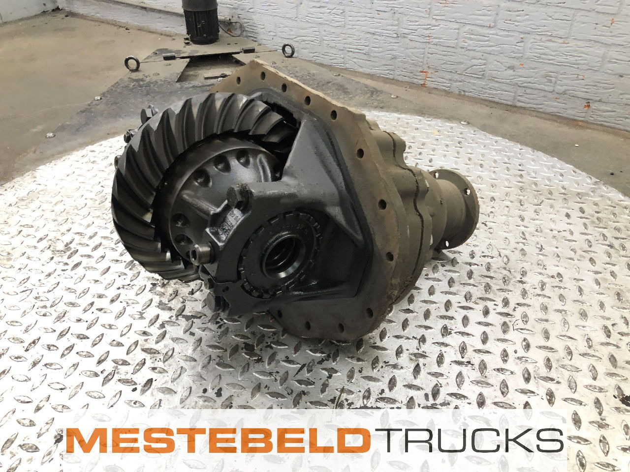 Mercedes-Benz Differentieel HL 7 - Rear axle for Truck: picture 1 Mercedes-Benz Differentieel HL 7 - Rear axle for Truck: picture 1