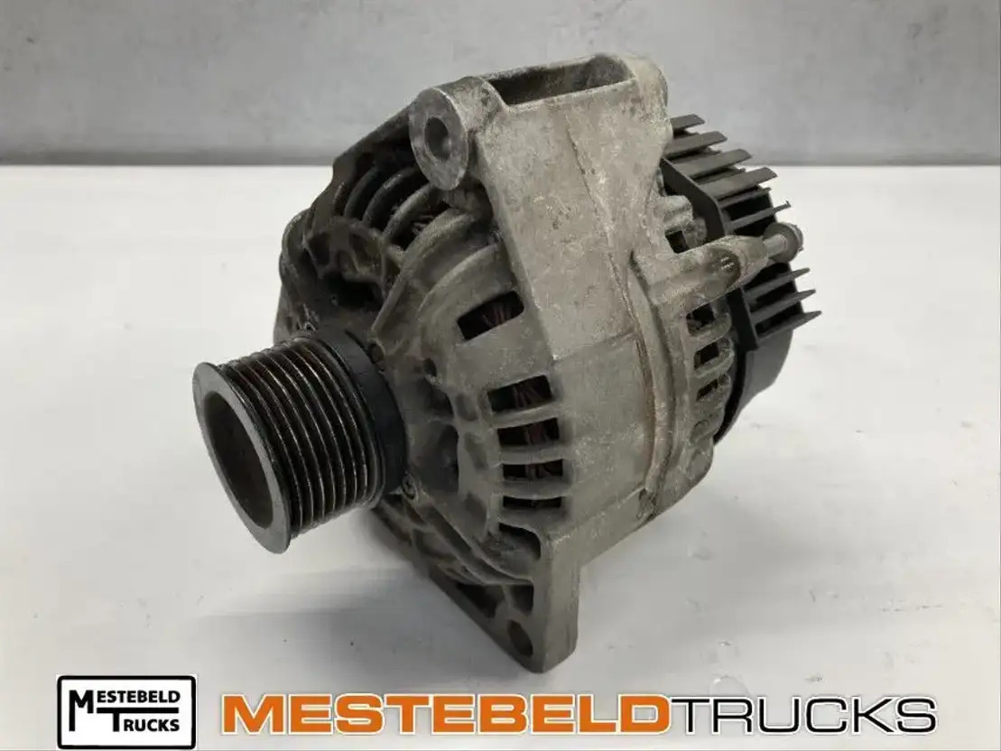 Mercedes-Benz Dynamo 28V 40/100 V - Engine for Truck: picture 1 Mercedes-Benz Dynamo 28V 40/100 V - Engine for Truck: picture 1