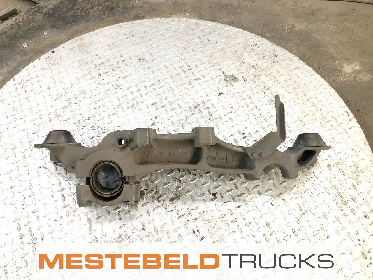 Mercedes-Benz Luchtbalgsteun links MP4 Euro6 - Frame/ Chassis for Truck: picture 1 Mercedes-Benz Luchtbalgsteun links MP4 Euro6 - Frame/ Chassis for Truck: picture 1