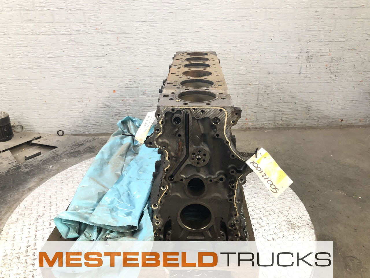 Renault Motorblok DXI 13 Magnum - Engine for Truck: picture 2 Renault Motorblok DXI 13 Magnum - Engine for Truck: picture 2