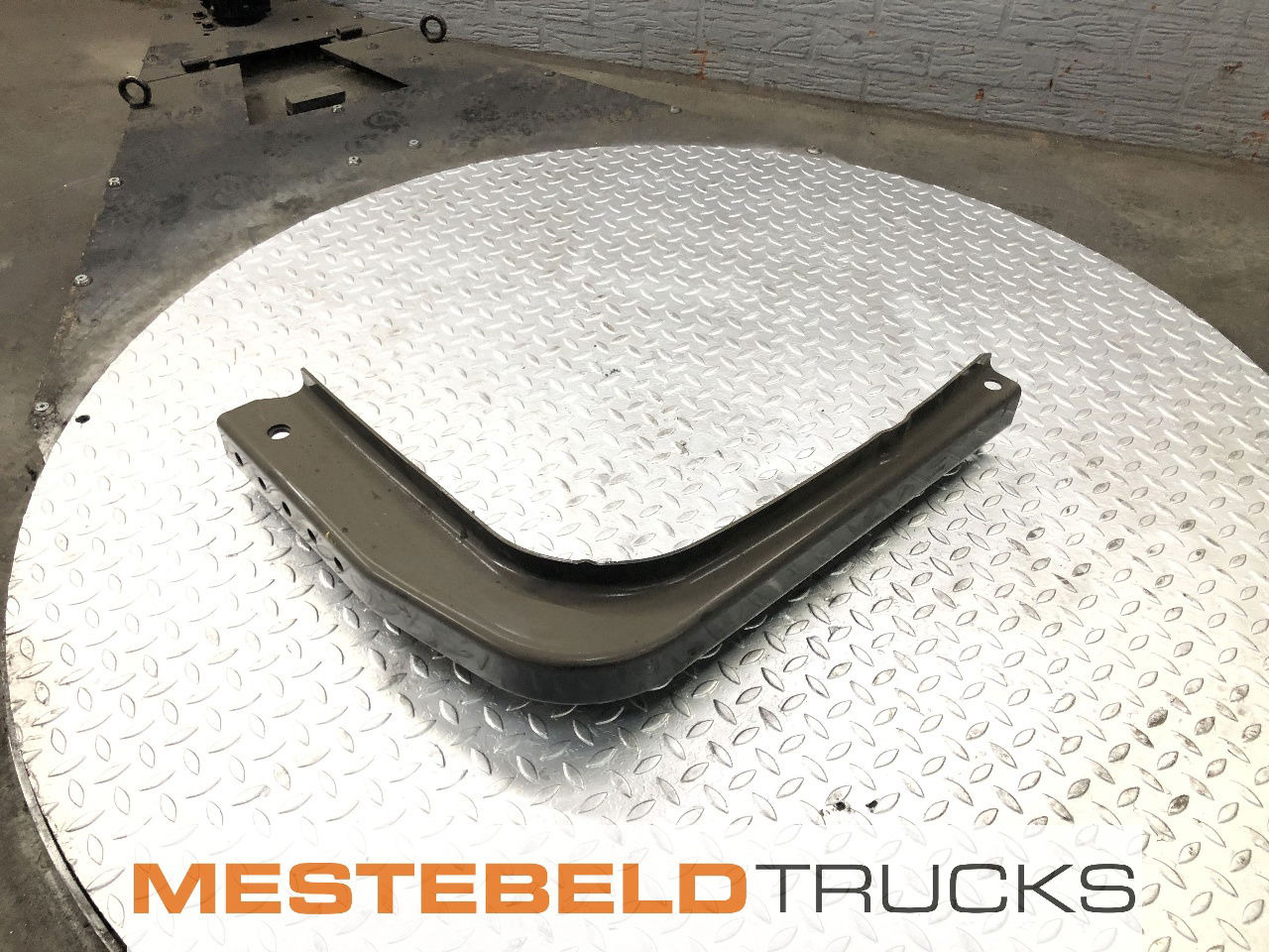 Scania Brandstoftanksteun P, G, R, T serie - Fuel system for Truck: picture 1 Scania Brandstoftanksteun P, G, R, T serie - Fuel system for Truck: picture 1