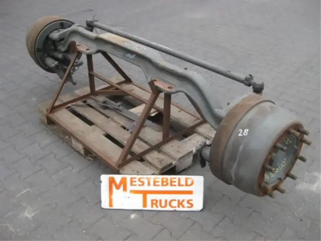 Volvo Vooras FH 12 - Front axle for Truck: picture 1 Volvo Vooras FH 12 - Front axle for Truck: picture 1