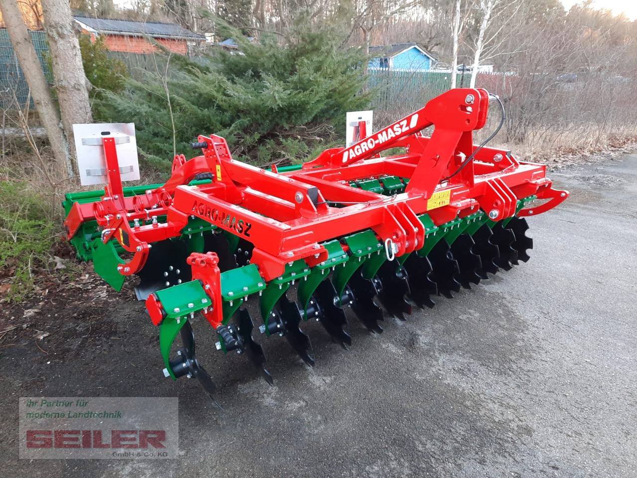 Agro-Masz BT 30 + Rohrstabwalze 500 mm - Disc harrow: picture 3 Agro-Masz BT 30 + Rohrstabwalze 500 mm - Disc harrow: picture 3