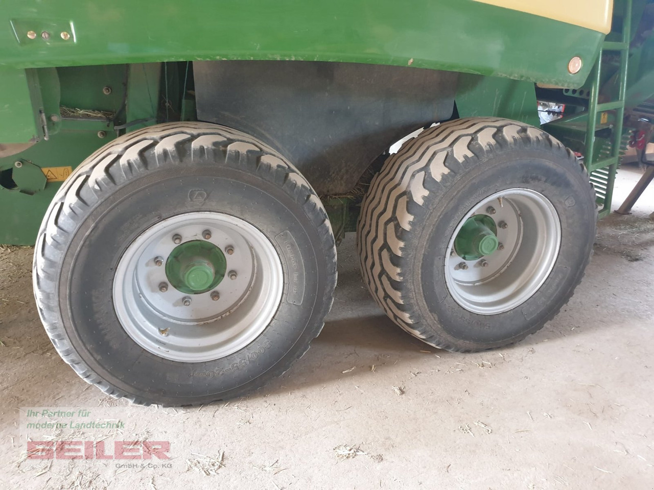 Square baler Krone Big Pack 1270 XC: picture 6