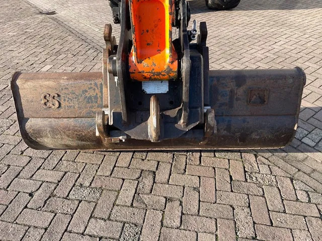 Wheel excavator Hitachi ZX 140W-3: picture 20