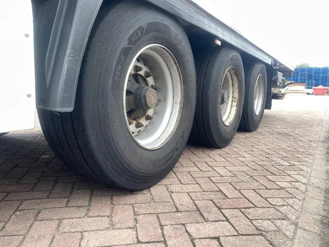 Refrigerator semi-trailer Krone CARRIER VECTOR 1950 NL-TRAILER 3 AXELS: picture 13