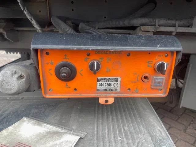 Refrigerator semi-trailer Krone CARRIER VECTOR 1950 NL-TRAILER 3 AXELS: picture 16
