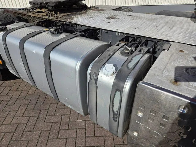 Volvo FM 12.400 NL-TRUCK - Tractor unit: picture 2 Volvo FM 12.400 NL-TRUCK - Tractor unit: picture 2