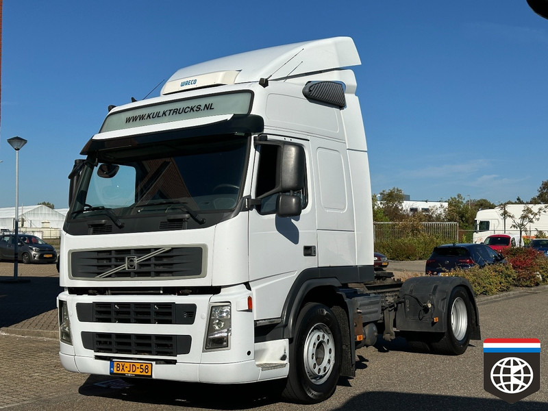 Volvo FM 370 EEV 4X2 NIGHT A/C - AUTOMATIC - EURO 5 - Tractor unit: picture 2 Volvo FM 370 EEV 4X2 NIGHT A/C - AUTOMATIC - EURO 5 - Tractor unit: picture 2