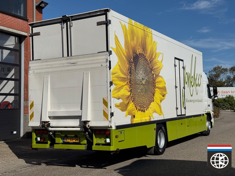 Volvo FM 300 - FRIGO BOX TRUCK + Taillift - New tyres - CONCOURSTAAT - Refrigerator truck: picture 3 Volvo FM 300 - FRIGO BOX TRUCK + Taillift - New tyres - CONCOURSTAAT - Refrigerator truck: picture 3