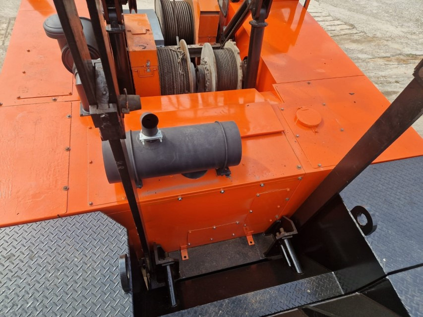 Hitachi KH180-3 - Crawler crane: picture 3 Hitachi KH180-3 - Crawler crane: picture 3
