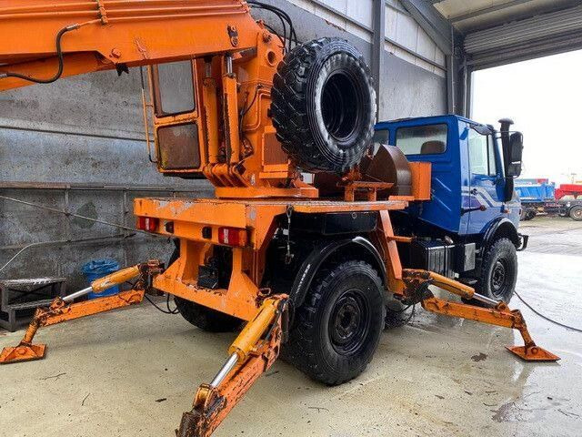 Unimog U 1450 4x4, Kran, Seilwinde - Construction machinery: picture 2 Unimog U 1450 4x4, Kran, Seilwinde - Construction machinery: picture 2