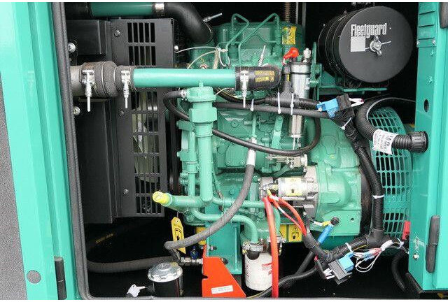 Cummins Stromgenerator, 15 kVA, sofort vefügbar - Generator set: picture 2 Cummins Stromgenerator, 15 kVA, sofort vefügbar - Generator set: picture 2