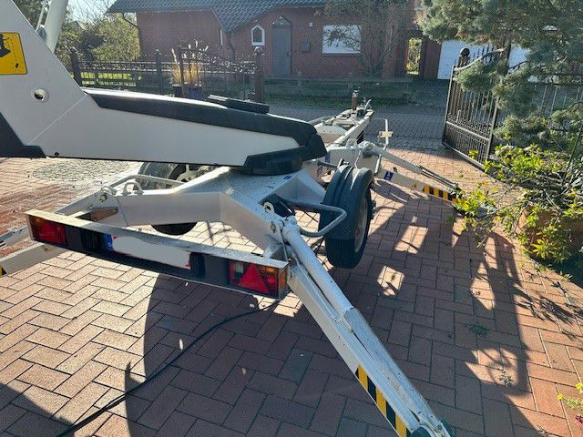 Dino 120 T, Arbeitshöhe 12m, Hydr. Radantrieb - Trailer mounted boom lift: picture 4 Dino 120 T, Arbeitshöhe 12m, Hydr. Radantrieb - Trailer mounted boom lift: picture 4