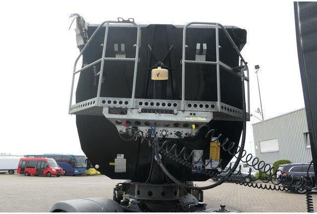 Fliegl DHKS 390, Stahl, 50m³, Schrottmulde, TOP-Zustand - Tipper semi-trailer: picture 3 Fliegl DHKS 390, Stahl, 50m³, Schrottmulde, TOP-Zustand - Tipper semi-trailer: picture 3