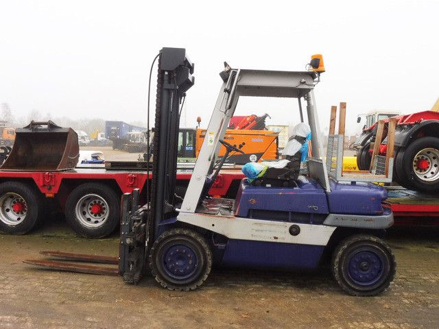 Linde H40D, Hubkraft 4to., 850Std., Hubhöhe 3,25m - Diesel forklift: picture 2 Linde H40D, Hubkraft 4to., 850Std., Hubhöhe 3,25m - Diesel forklift: picture 2