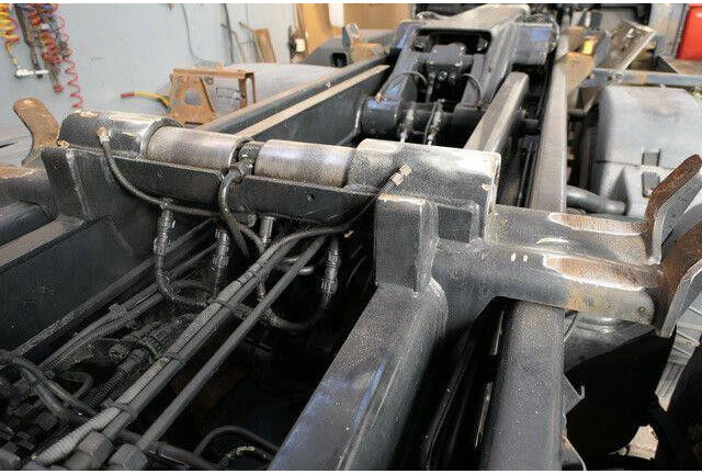 MAN 26.400 TGX BL 6x2, Meiller RK 20.65, Funk, Lenk - Hook lift truck: picture 3 MAN 26.400 TGX BL 6x2, Meiller RK 20.65, Funk, Lenk - Hook lift truck: picture 3