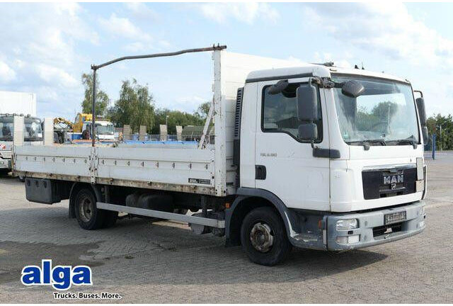MAN 8.180 TGL BL 4x2, AHK, 3. Sitz, Gerüstbau - Dropside/ Flatbed truck: picture 1 MAN 8.180 TGL BL 4x2, AHK, 3. Sitz, Gerüstbau - Dropside/ Flatbed truck: picture 1