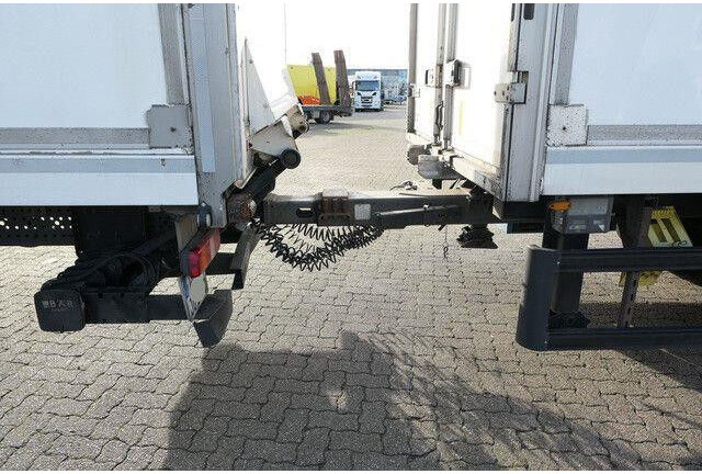 Mercedes-Benz 2543 L Antos 6x2, 37 Paletten, Kompl. Zug, TOP - Refrigerator truck: picture 5 Mercedes-Benz 2543 L Antos 6x2, 37 Paletten, Kompl. Zug, TOP - Refrigerator truck: picture 5