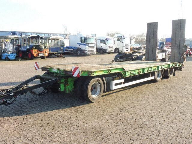 OBERMAIER 30to., 3-Achser, Hydr. Rampen, Verbreiterbar,SAF - Low loader trailer: picture 5 OBERMAIER 30to., 3-Achser, Hydr. Rampen, Verbreiterbar,SAF - Low loader trailer: picture 5