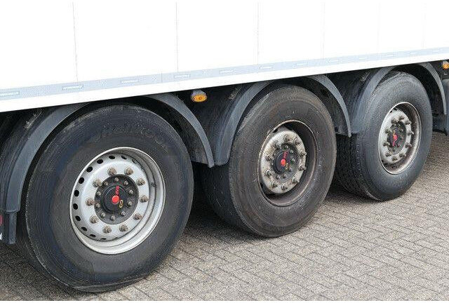 Closed box semi-trailer Schwarzmüller J-Serie, 92m³, 10mm Boden, SAF, Luft-Lift, Funk: picture 7