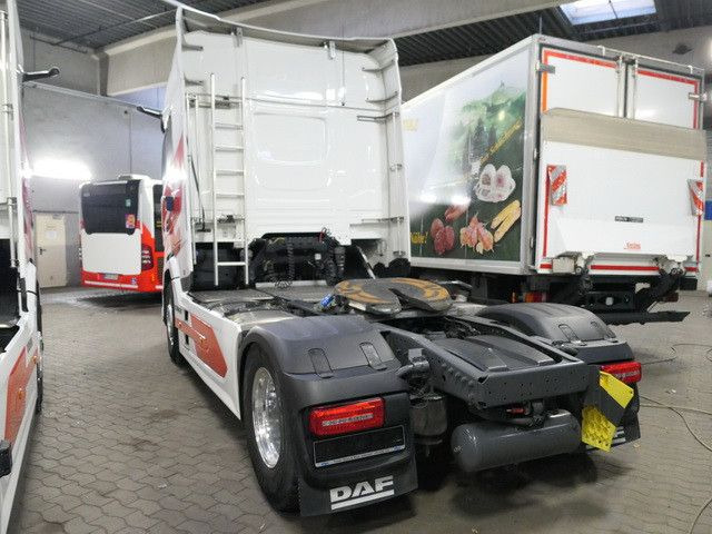 DAF XG 530 FT 4x2, Hydr., Klima, Alu-Felgen,Intarder - Tractor unit: picture 3 DAF XG 530 FT 4x2, Hydr., Klima, Alu-Felgen,Intarder - Tractor unit: picture 3