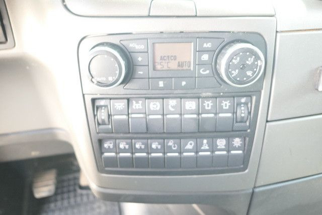 Tractor unit MAN 26.540 TGX/6x4/540 PS/Kran Epsilon/Blattfederung: picture 11