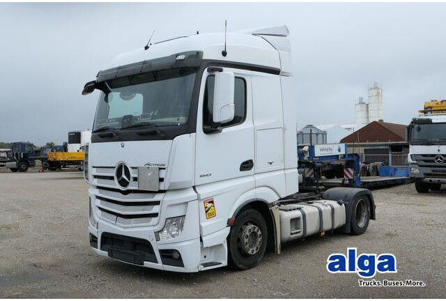 Mercedes-Benz 1843 Actros 4x2, Retarder, 2x Tank, AC, Lowliner - Tractor unit: picture 1 Mercedes-Benz 1843 Actros 4x2, Retarder, 2x Tank, AC, Lowliner - Tractor unit: picture 1