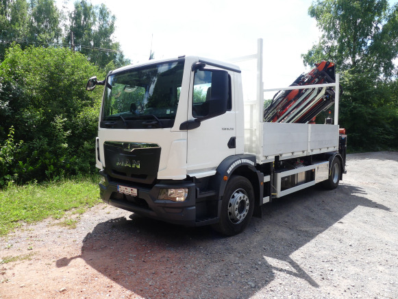 Camion plateau ridelle avec grue MAN TGM18,250 (2022-3.278 km) - Dropside/ Flatbed truck, Crane truck: picture 1 Camion plateau ridelle avec grue MAN TGM18,250 (2022-3.278 km) - Dropside/ Flatbed truck, Crane truck: picture 1