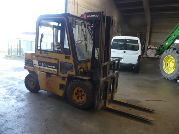 Chariot élévateur Daewoo D3QS-2 - Forklift: picture 4 Chariot élévateur Daewoo D3QS-2 - Forklift: picture 4