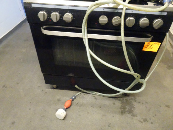 Cuisinière, marque VALBERG
modèle : VALCV905MFCNVT
numéro : 00725157008320460005
voltage : 230 V / 50 Hz
5 taques vitro céramiques Inière, marque VALBERG
modèle : VALCV905MFCNVT
numéro : 007251570083 - Food processing equipment: picture 1 Cuisinière, marque VALBERG
modèle : VALCV905MFCNVT
numéro : 00725157008320460005
voltage : 230 V / 50 Hz
5 taques vitro céramiques Inière, marque VALBERG
modèle : VALCV905MFCNVT
numéro : 007251570083 - Food processing equipment: picture 1