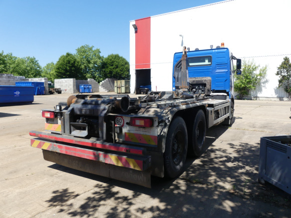 REF:1312 - Camion porte container Volvo FMFH E4 - Container transporter/ Swap body truck: picture 3 REF:1312 - Camion porte container Volvo FMFH E4 - Container transporter/ Swap body truck: picture 3