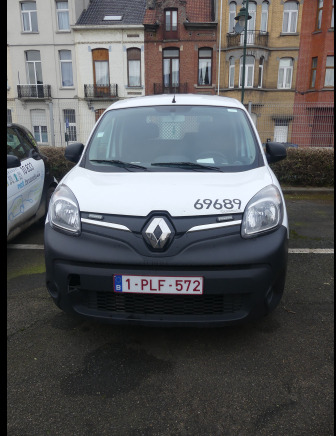 REF:6689 -REF:69689 - Voiture pickup électrique Renault FW - Pickup truck: picture 2 REF:6689 -REF:69689 - Voiture pickup électrique Renault FW - Pickup truck: picture 2