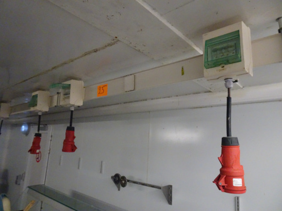 Rails d'approvisionnement d'électricité, S d'approvisionnement d'élecApprovisionnemerpprol Nt D'électricité, Marque Canalis - Food processing equipment: picture 3 Rails d'approvisionnement d'électricité, S d'approvisionnement d'élecApprovisionnemerpprol Nt D'électricité, Marque Canalis - Food processing equipment: picture 3