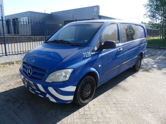 REF:7128 - Camionnette Mercedes-Benz Vito (2011-346.992 km) - Van: picture 1 REF:7128 - Camionnette Mercedes-Benz Vito (2011-346.992 km) - Van: picture 1