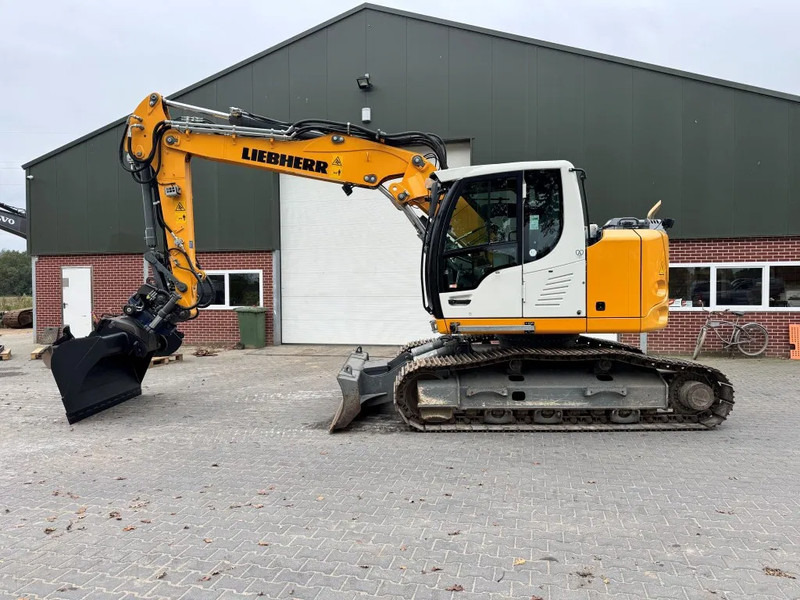 Liebherr R914 Compact 2900 uur 2022 !! ZEER NETJES !! - Crawler excavator: picture 1 Liebherr R914 Compact 2900 uur 2022 !! ZEER NETJES !! - Crawler excavator: picture 1